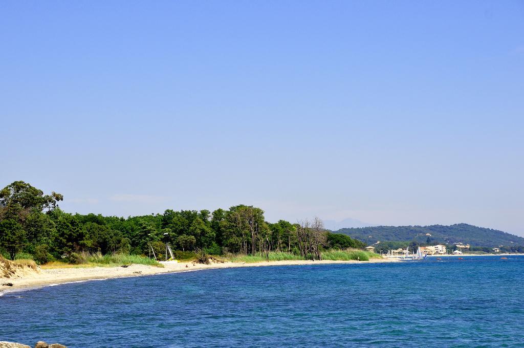 Sole e Mare Aparthotel Santa-Maria-Poggio  Esterno foto