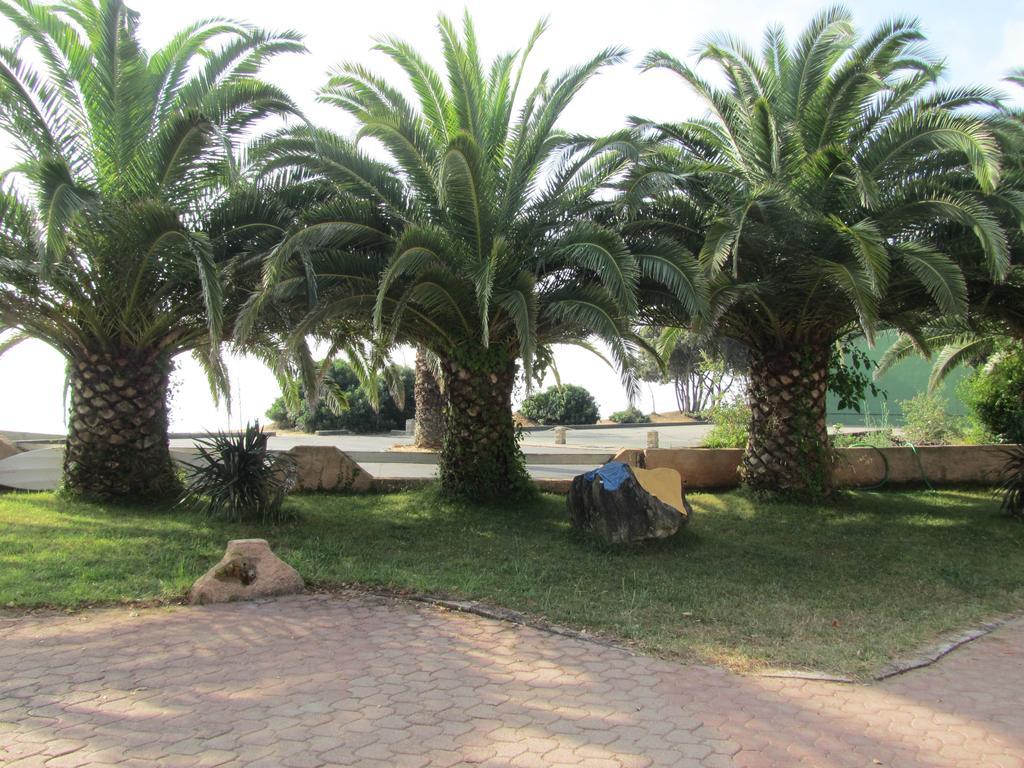 Sole e Mare Aparthotel Santa-Maria-Poggio  Esterno foto